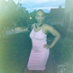 Meet your Posher, Deborah